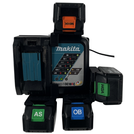 Makita DC18RC Wandhalterung mit Akkuhalter (2-4 Akkuplätze)