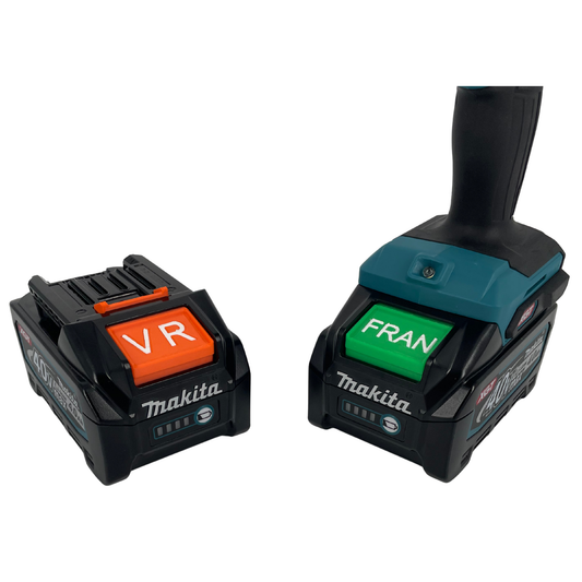Personalisierter KIBERG Akku-Knopf für Makita 40V XGT | Individuelle Initialen & Farben | Schluss mit Akku-Verwechslung