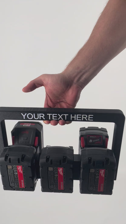 Personalisierter KIBERG Akkuträger für Milwaukee M18 | Wunschtext Gravur | 4 oder 6 Akkus | Geschenk Handwerker